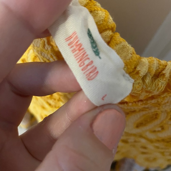 Yellow lace top dress - Picture 3 of 3